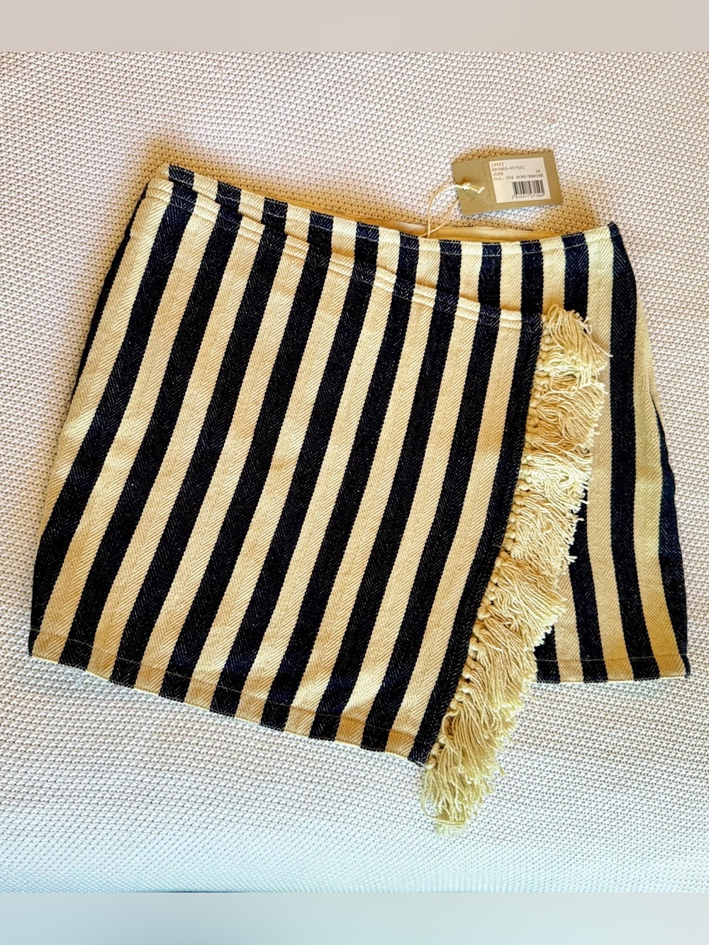 VANESSA BRUNO Boho IKA Cream Jute & Navy Blue Striped Fringe Mini Skirt - Picture 2 of 16